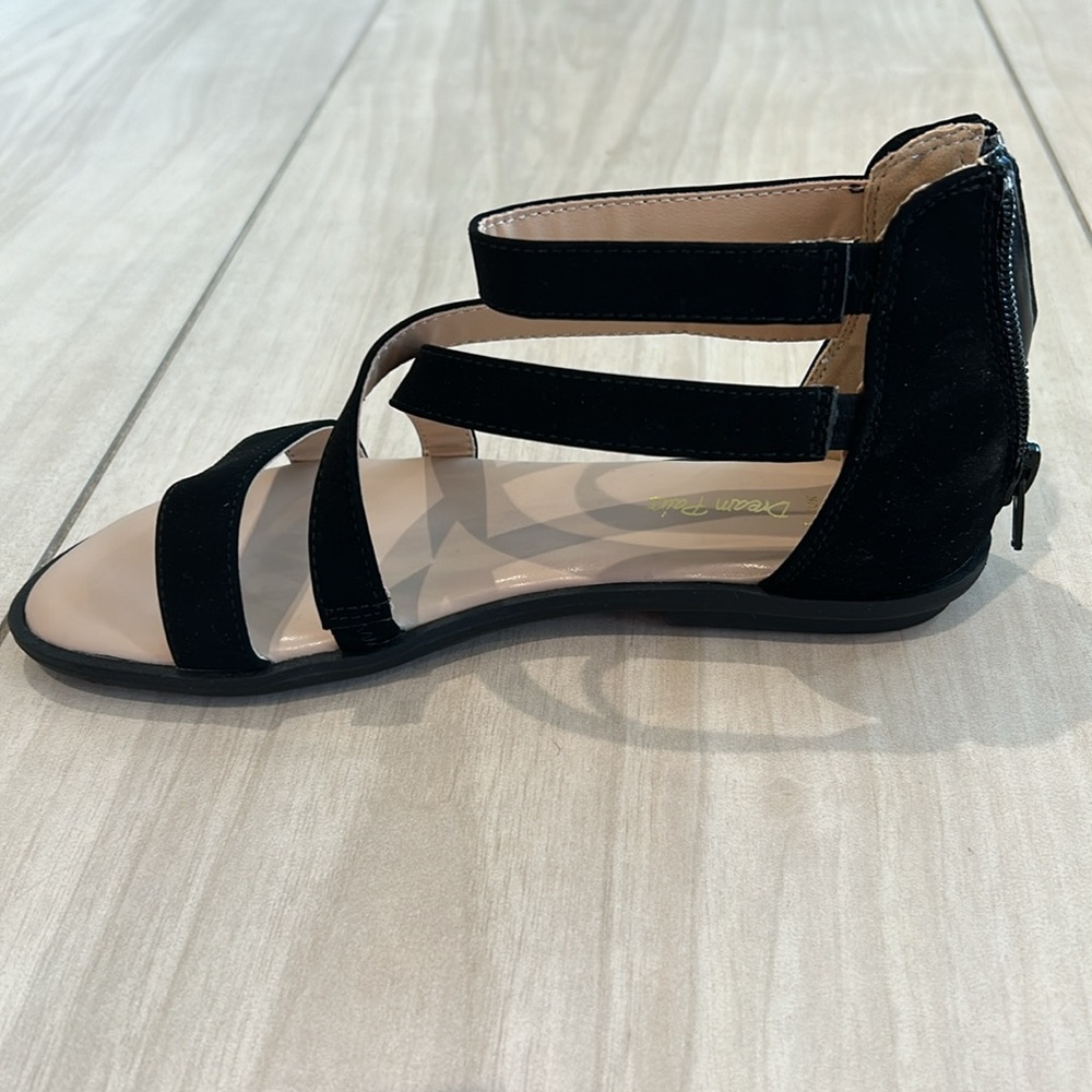 Dreampairs girls’ black suede gladiator style sandal, NWT